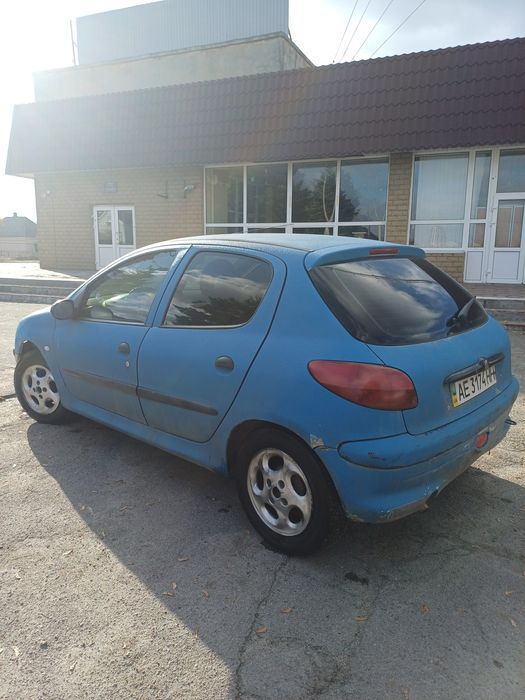 Продам Peugeot 206