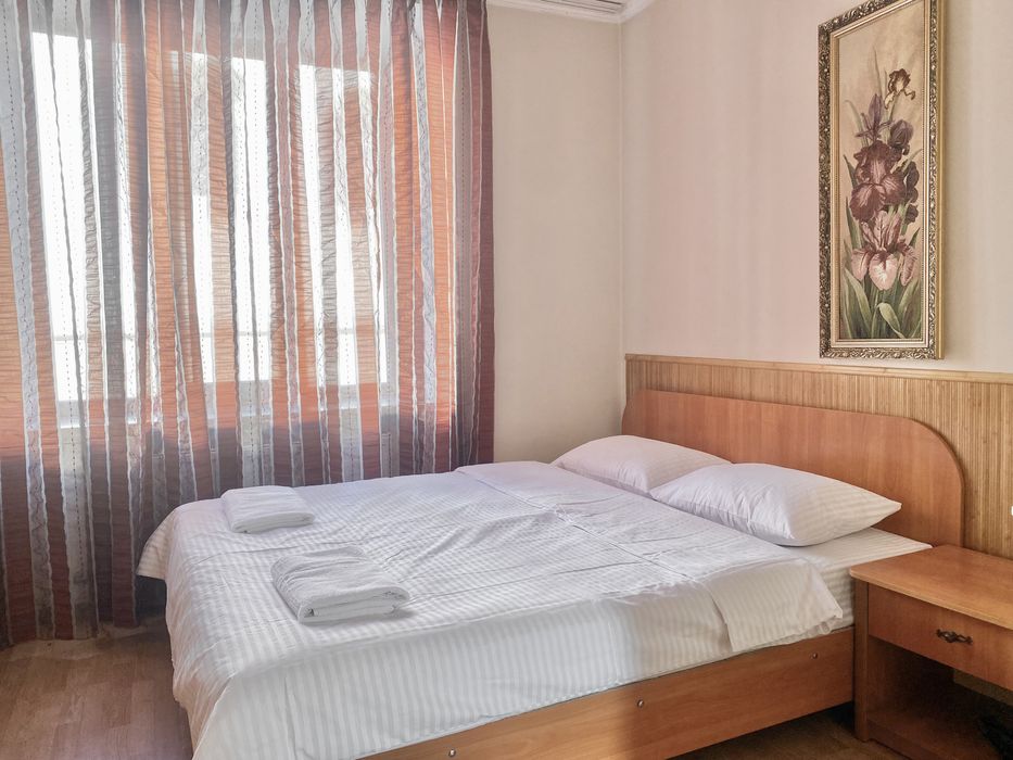 СВІТЛО 24/7 Оренда центр Оперний погодинно подобово