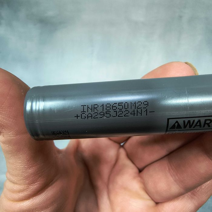 Аккумулятор 18650 LG INR18650-M29 Li-ion 10A 2850mAh новые оригинал