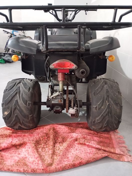 Mota 4 rodas a venda