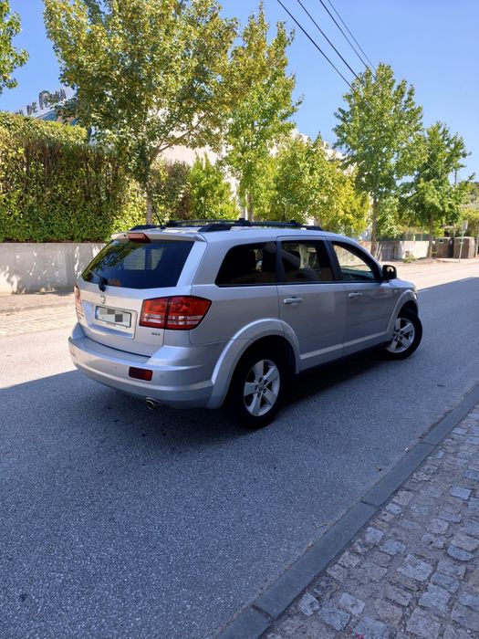 Dodge Journey 2.0CRD//7 lugares//poucos kms