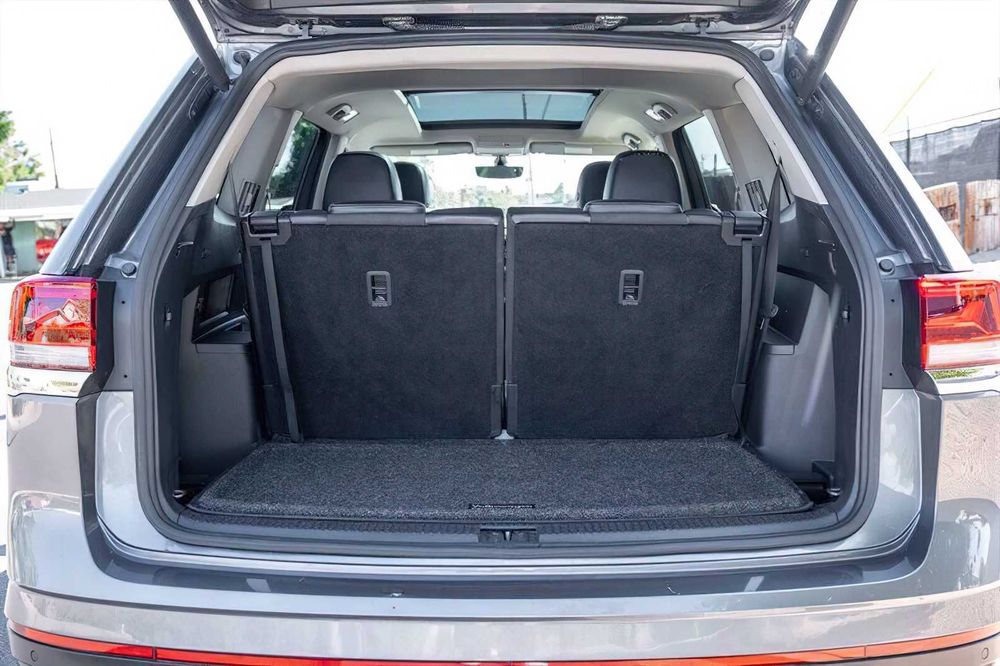 Volkswagen Atlas      2021