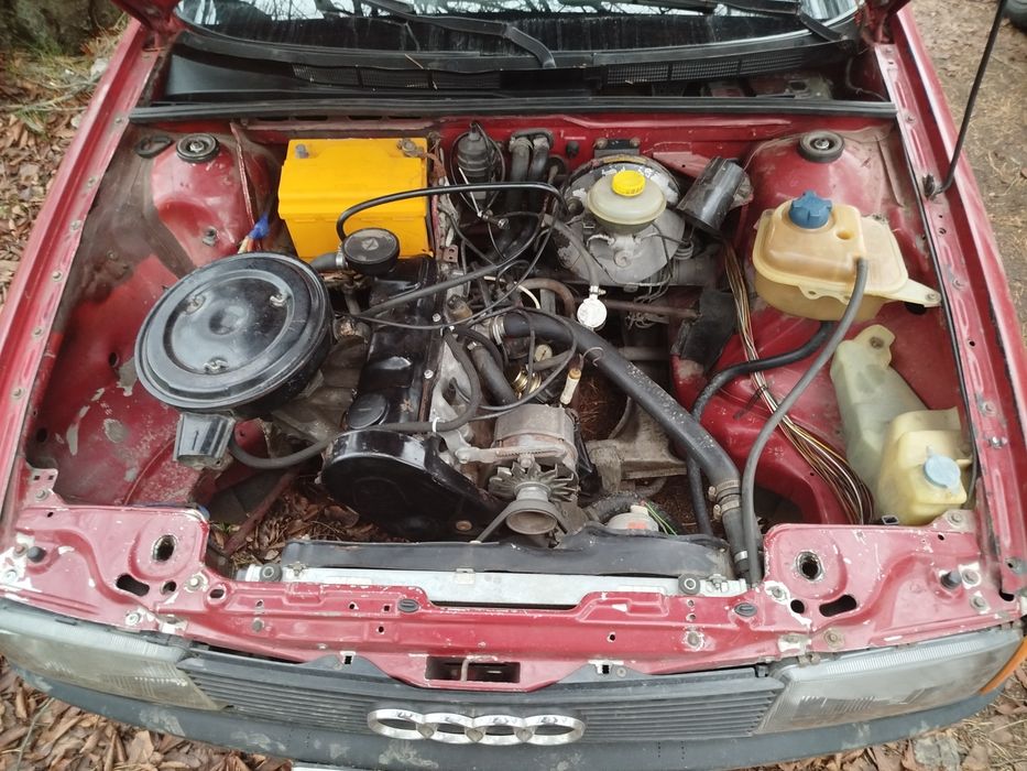 AUDI 80 B3 1.8 бензин