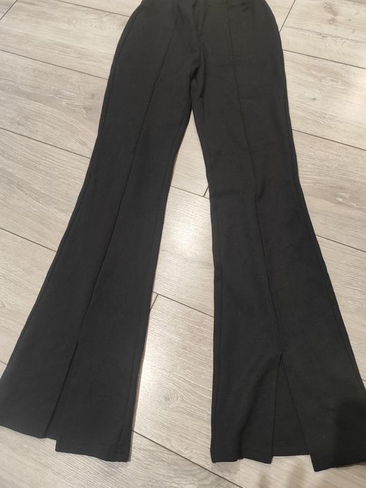 Spodnie dzwony czarne