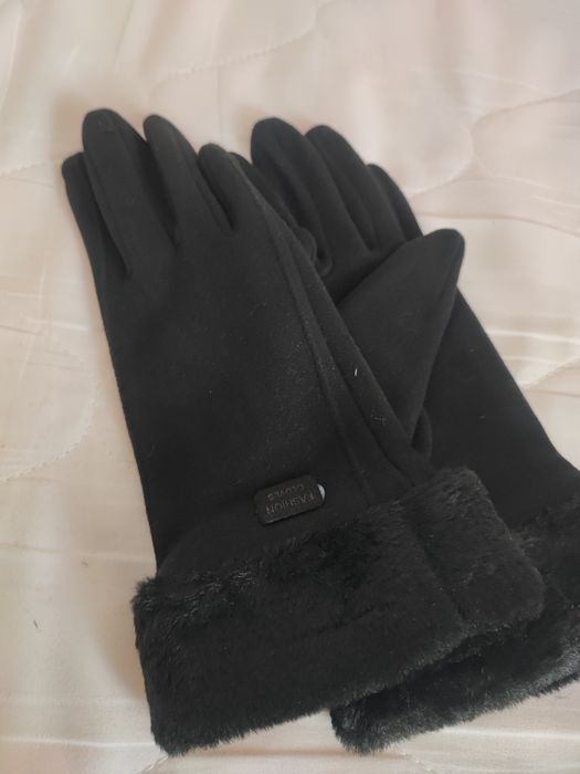 Nowe stylowe  czarne damskie rękawiczki
