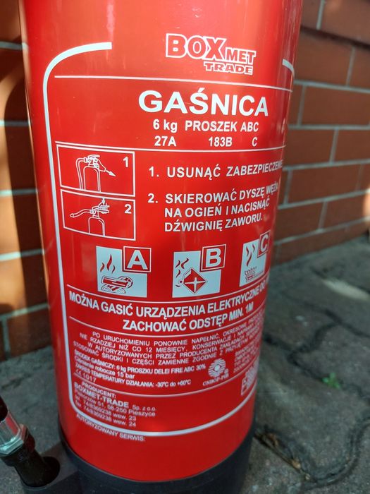 Gaśnicq proszkowa