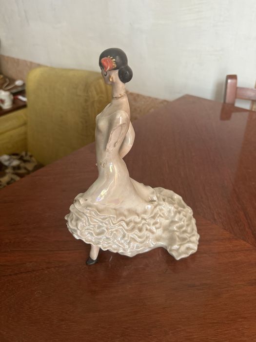 Фарфорова стратуетка