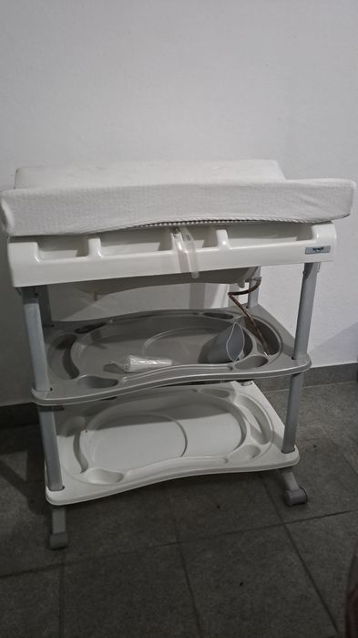 Banheira e trocador baby Brevi