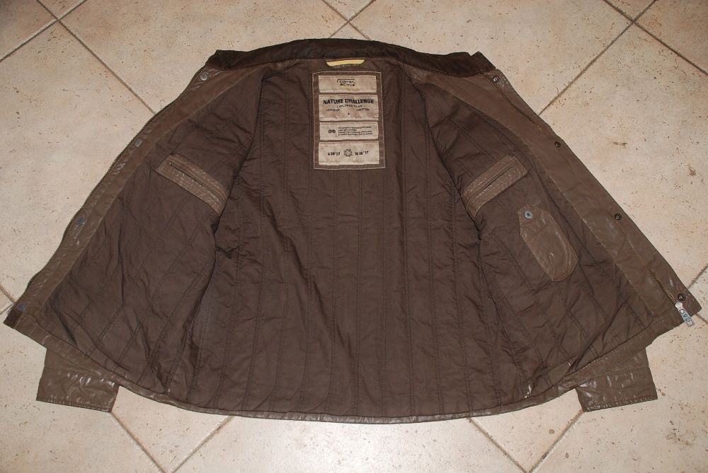 Kurtka "olejak" Camel Active, rozm. 56 (L/XL)