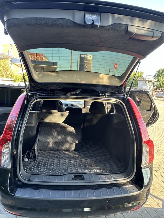 Volvo v50 1.6hdi 2010рік