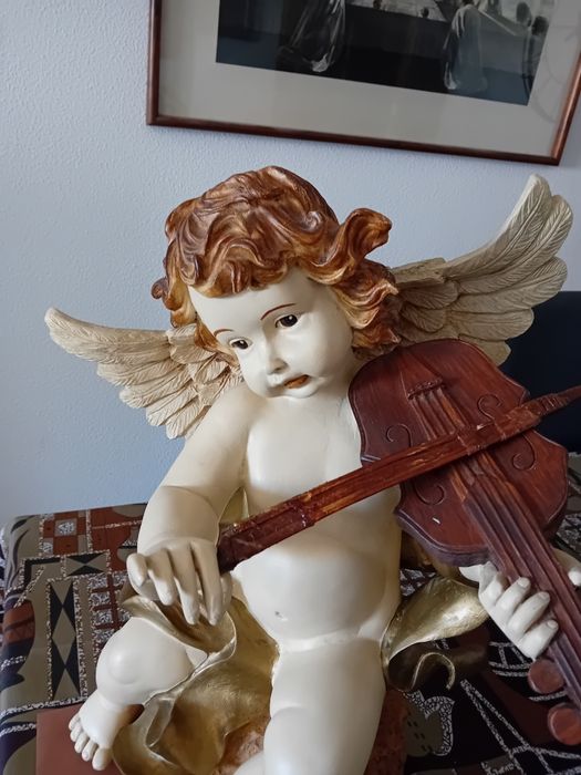 Anjo a tocar Violino