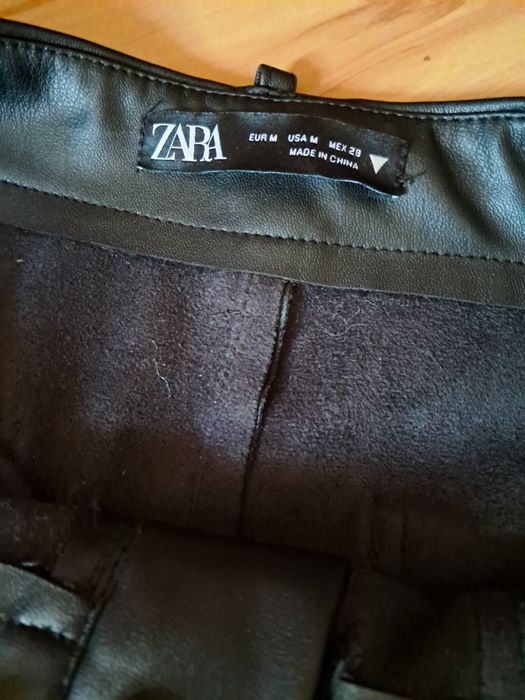 Szerokie spodnie Zara skórkowe ocieplane