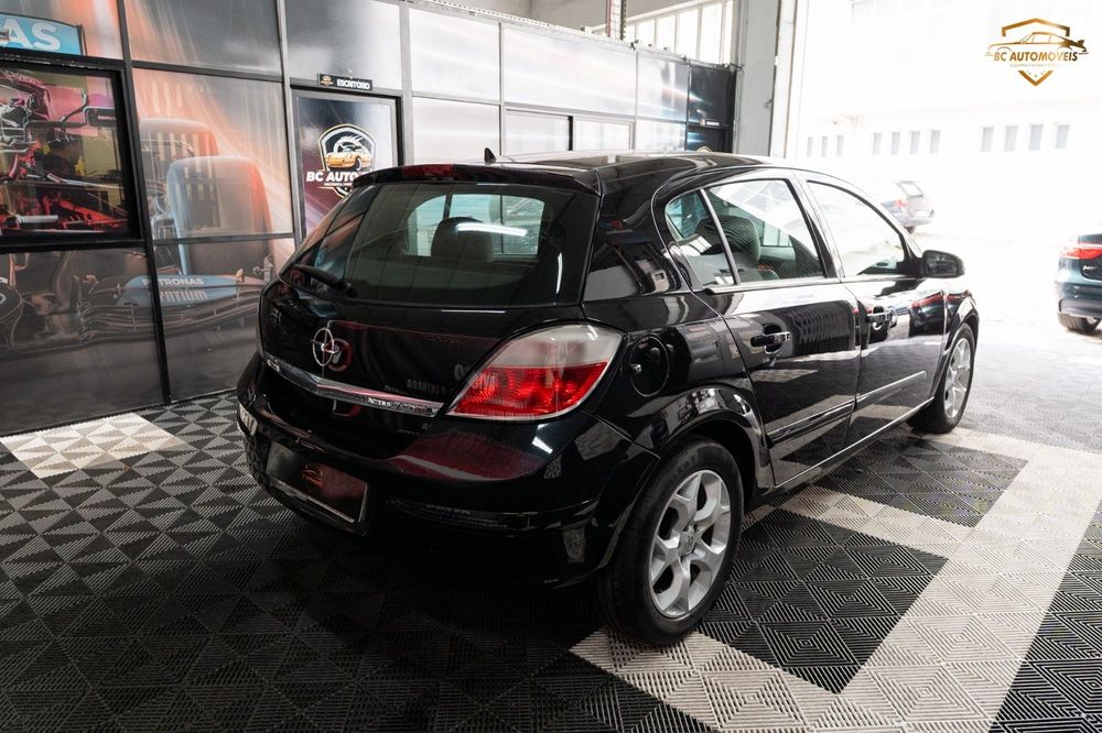 Opel Astra 1.7 CDTI Cosmo M6