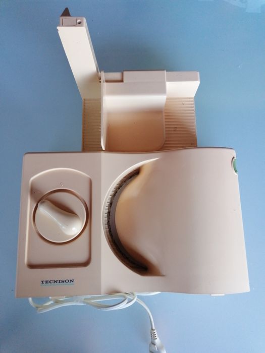 Fiambreira Tecnison elétrica