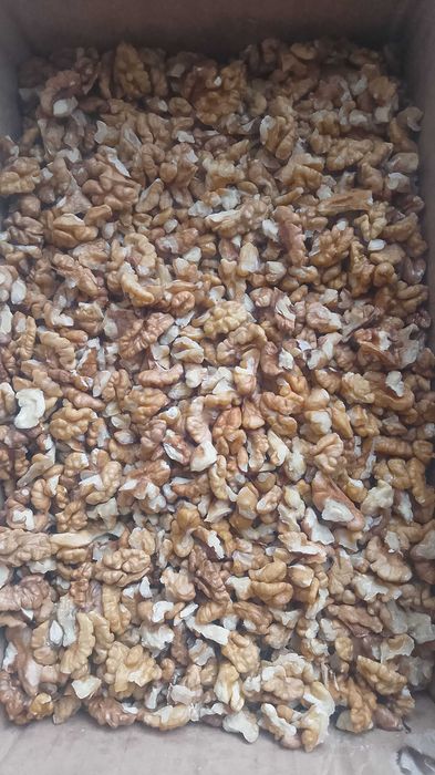 Продам битые грецкие орехи