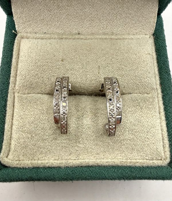 Złote kolczyki z diamentami 0,10ct