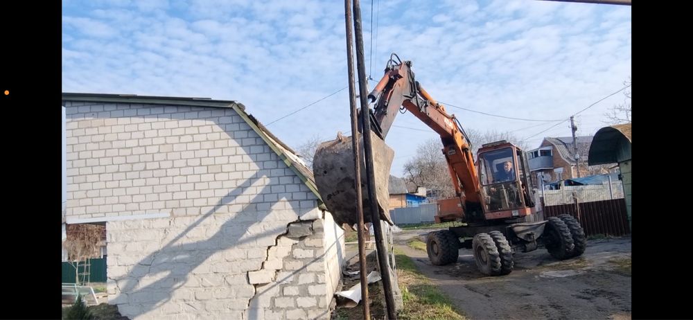 Демонтаж, розбирання будинків, знесення будівель, вивіз сміття