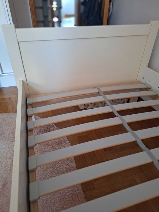 Cama e colchão criança