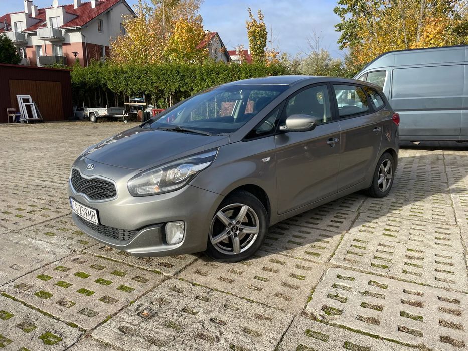 Kia Carens