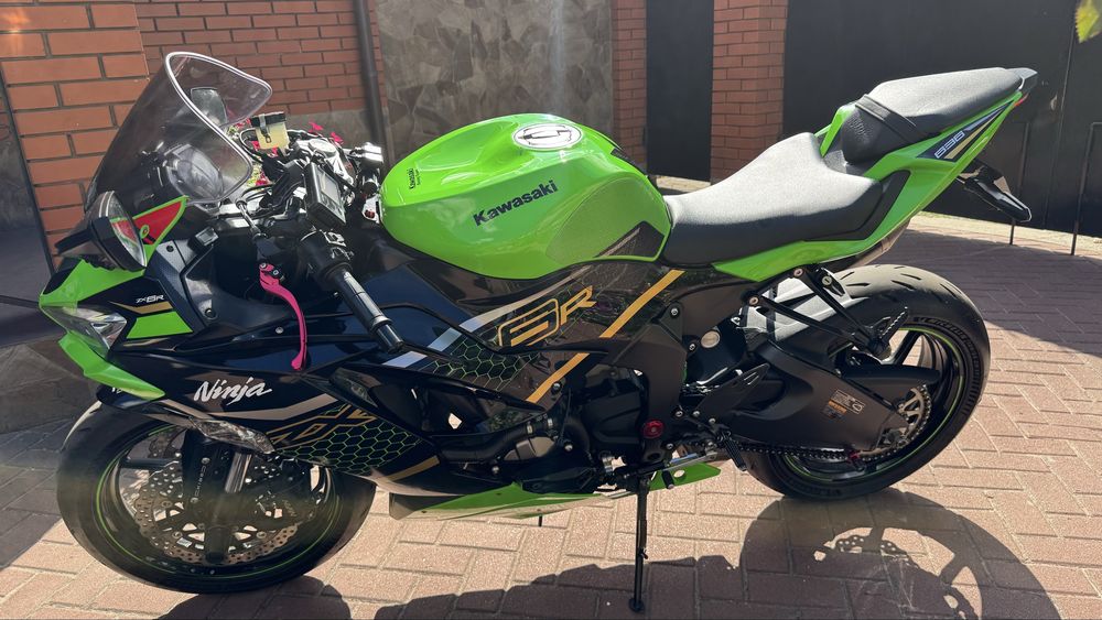 R様 kawasaki ninja zx r - купити мотоцикл - Ціна на OLX.ua