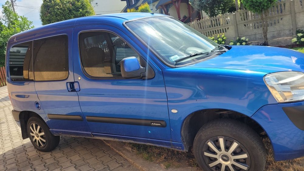 Bardzo ładny citroen berlingo 1.4 benzyna