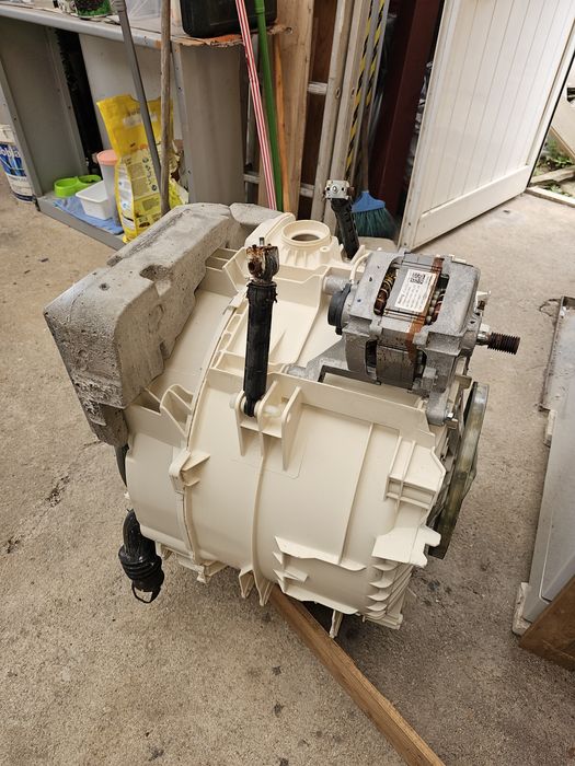 Peças  maquina roupa ARISTON Hotpoint