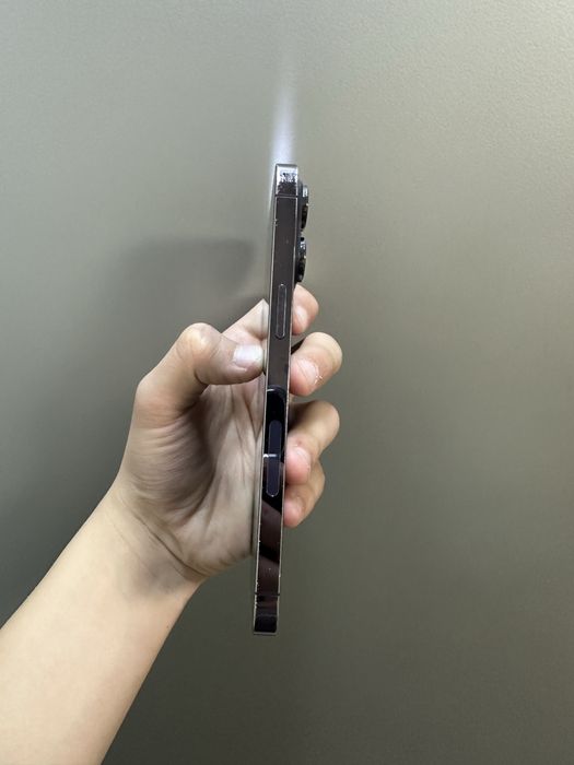 Продам Айфон 14 про макс 128гб,