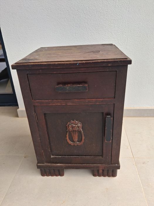 Mesa de Cabeceira