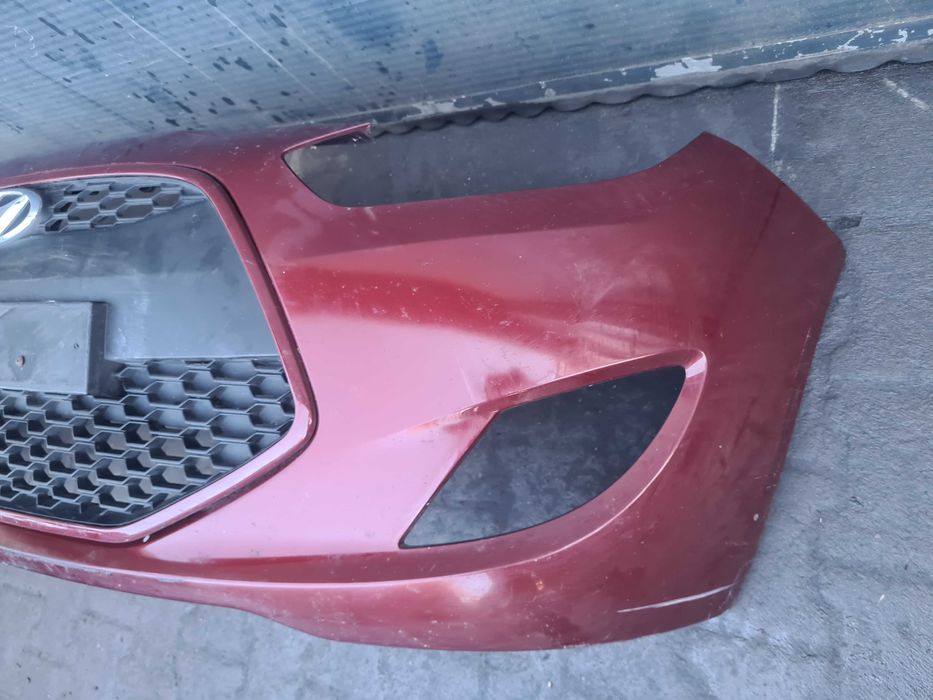 Hyundai IX 20 zderzak przedni 2015r