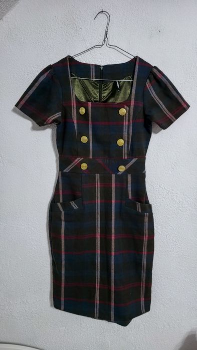 Krótka elegancka sukienka w kratkę vintage retro do biura