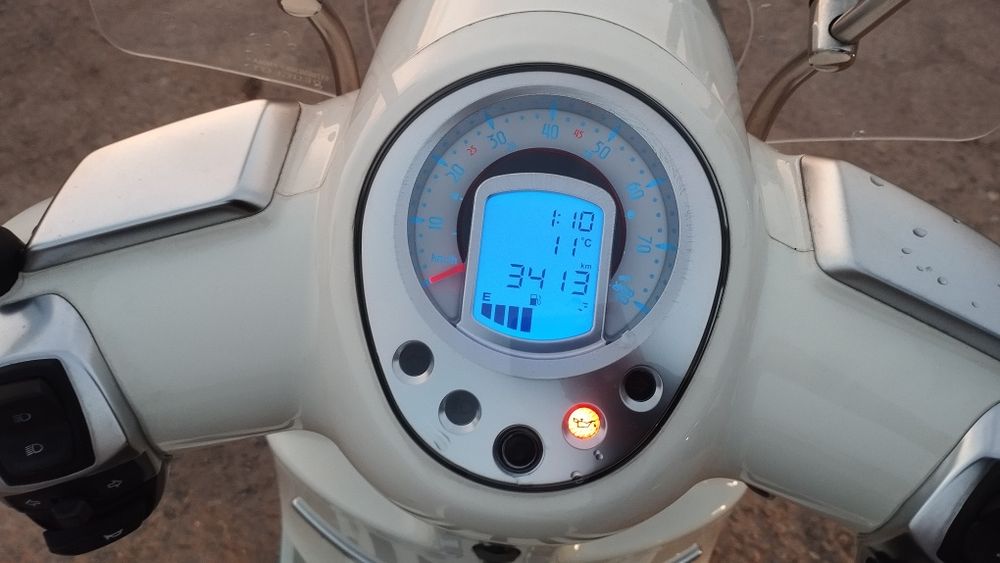 Peugeot Django 50 2T z 2017r retro Vespa