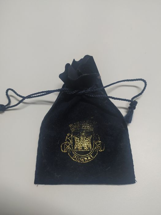 Medalha do município de Pombal com bolsa protetora