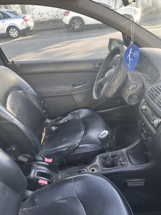 Peugeuot 206 950!!!