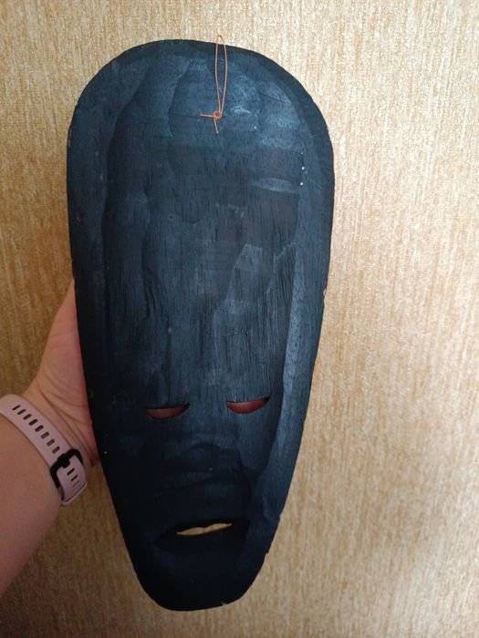 Маска ,дерево різьба