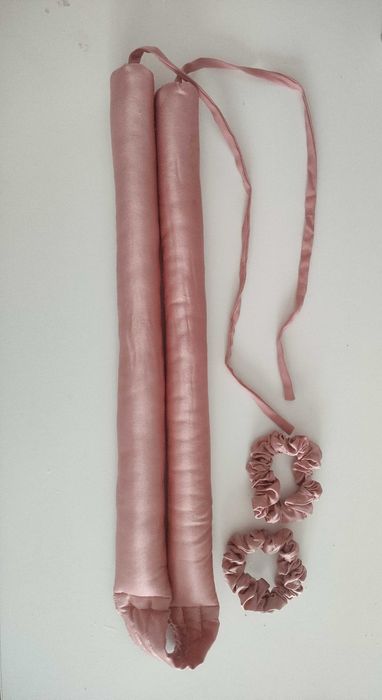 wałek do włosów jedwabny ALMANIA brudny róż na prezent