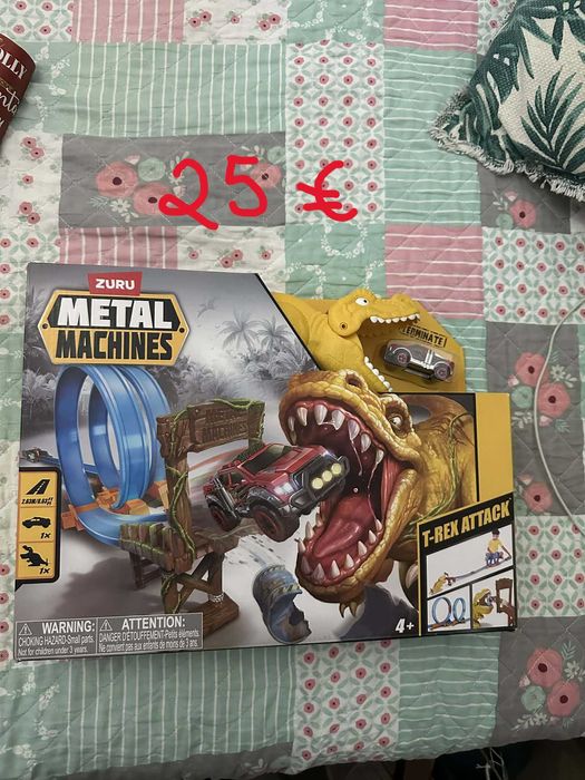 brinquedos novos e embalados