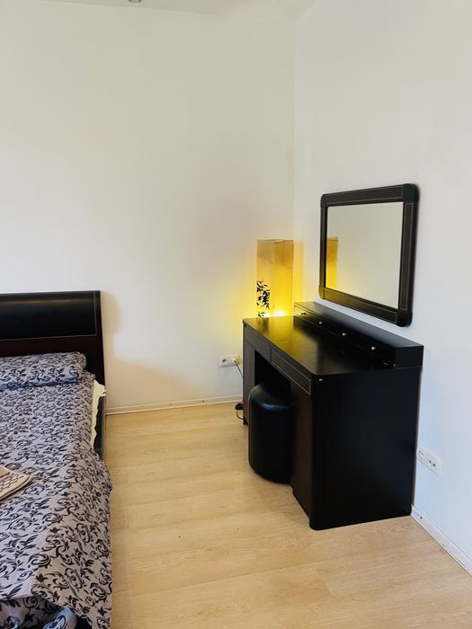 Подобово Посуточно Квартира ЛЮКС тц Украина  просрект Є світло Власник