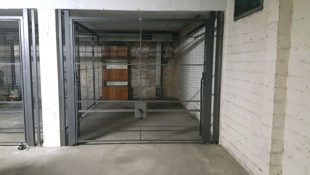 Do wynajęcia ostatni zamykany boks garażowy w hali ul. Bliźniąt 14 - Chartowo - Widok 2