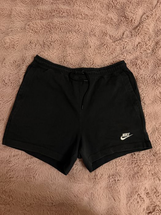 Шорти найк чорні