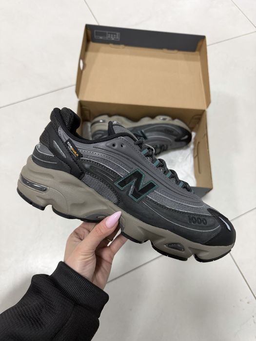 Нові Оригінальні кросівки New Balance 1000 Cordura відбивають воду