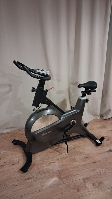 Rowerek rower stacjonarny trenażer spinningowy Capital Sports