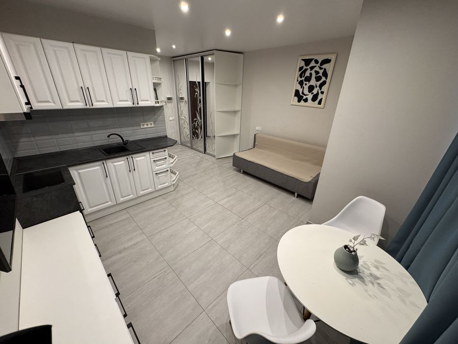 Квартира в біля метро Васильківська