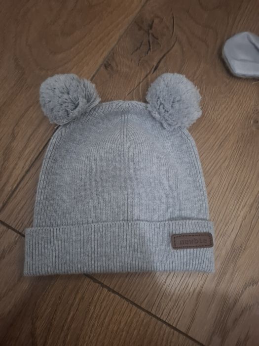 Czapeczka newbie niemowlęca