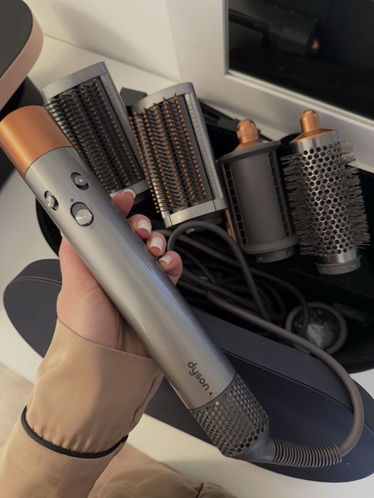 Dyson стайлер лонг