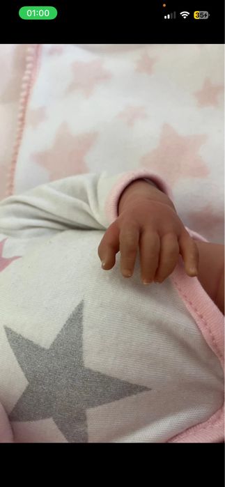 Boneca Reborn Rocío 40 cm - com Cobertor e Caixa