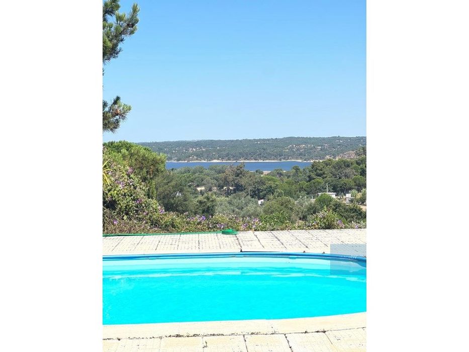 Moradia V6 com Piscina em Montargil