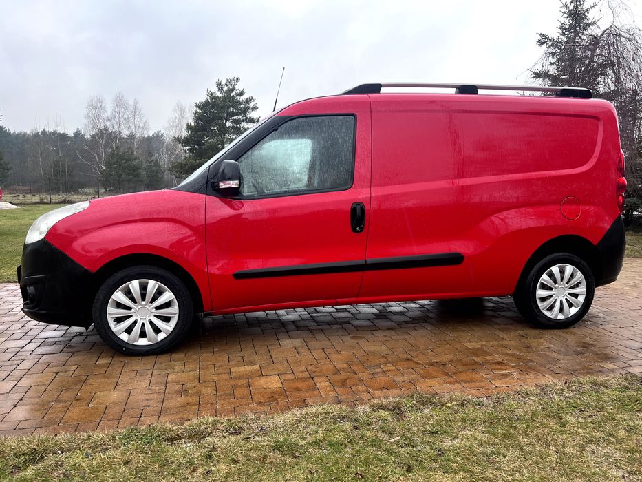 wynajem opel astra kombi LPG wypożyczalnia aut OKAZJA! FV 30dni 2290zł