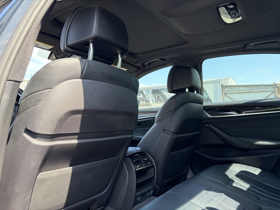 BMW 5-series. G30