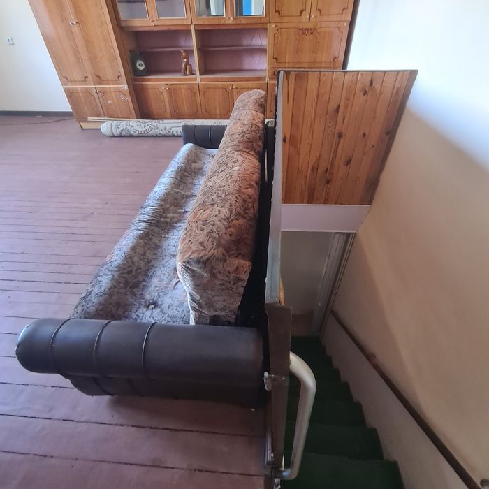 Продається двохкімнатна квартира в м.Берегове.