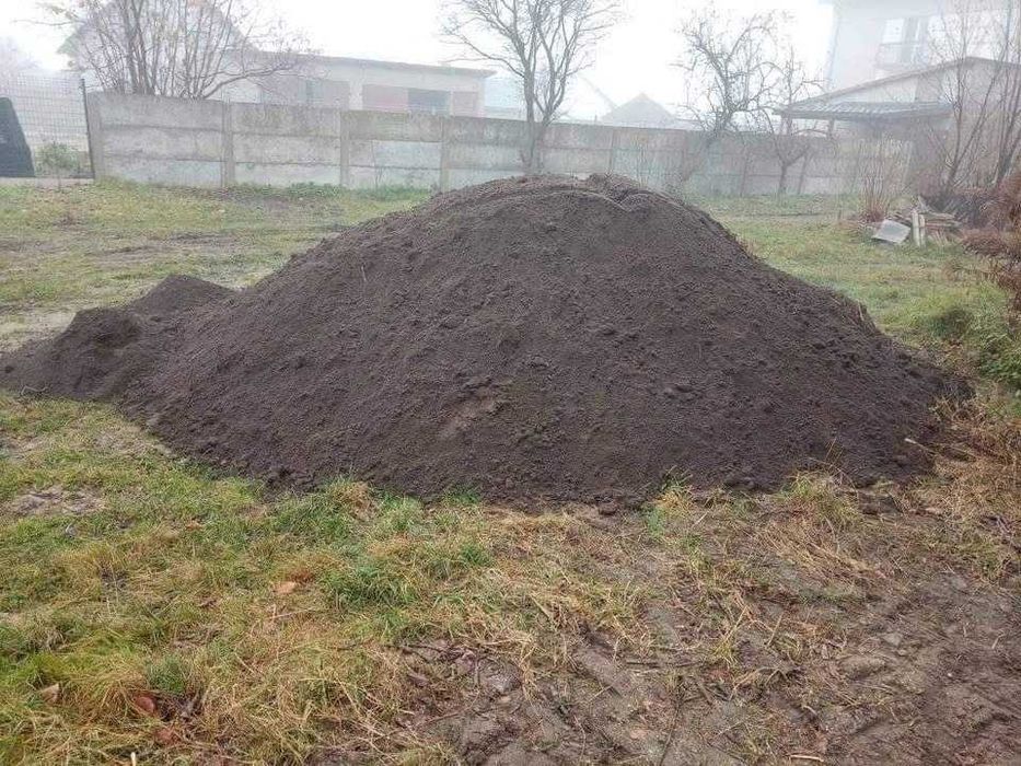 Piach ziemia na wyrównanie terenu czysta